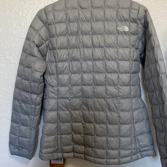 NWT North Face jacket - Picture 4 of 6